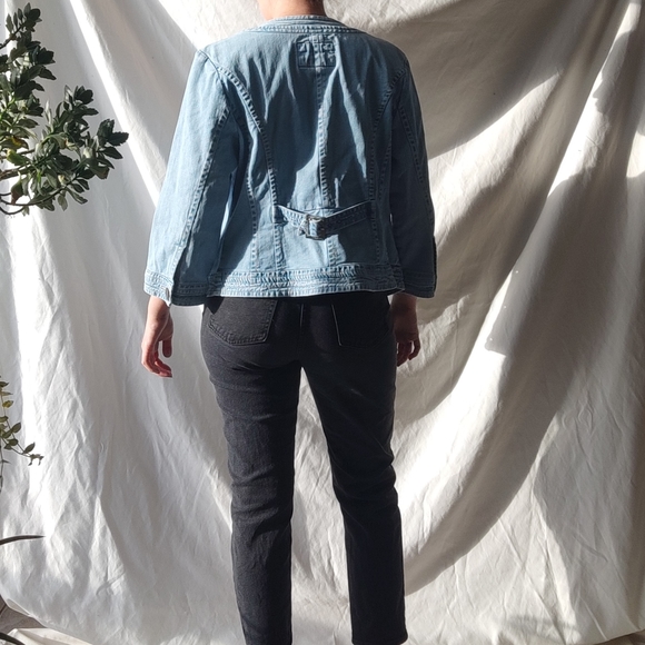 Light Wash Denim Jacket - Picture 4 of 4